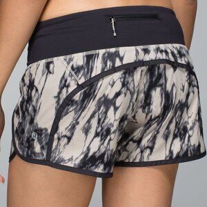 NWT Lululemon Run Times Short 4"